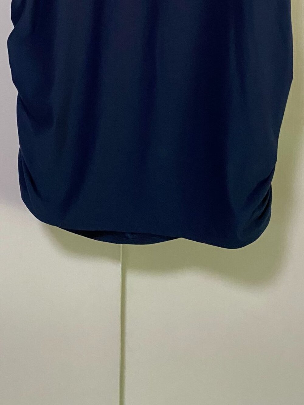 Time and Tru, Maternity, navy, short sleeve tunic w/ruched sides, size L - Picture 6 of 9